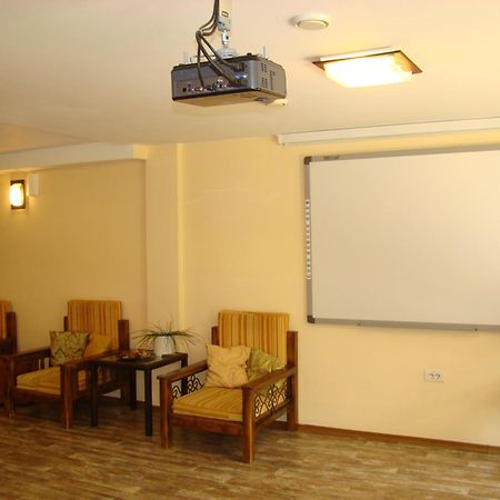Hotel Zada Predeal Konforlar fotoğraf